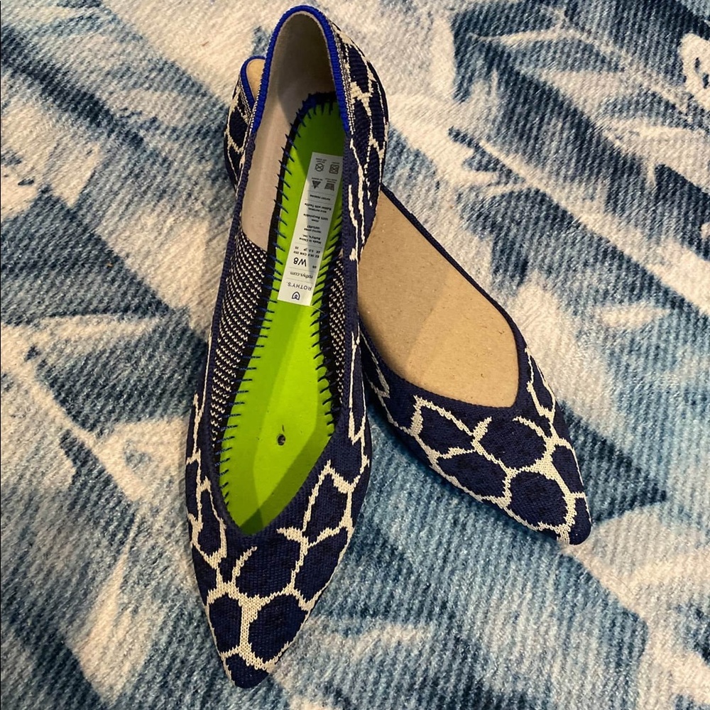 Rothys giraffe sz8 point BNIB